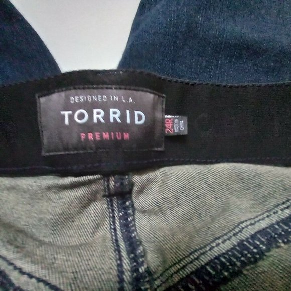 Torrid Premium Bombshell Skinny Stretch Jeans Plus Size 24 - Picture 3 of 12
